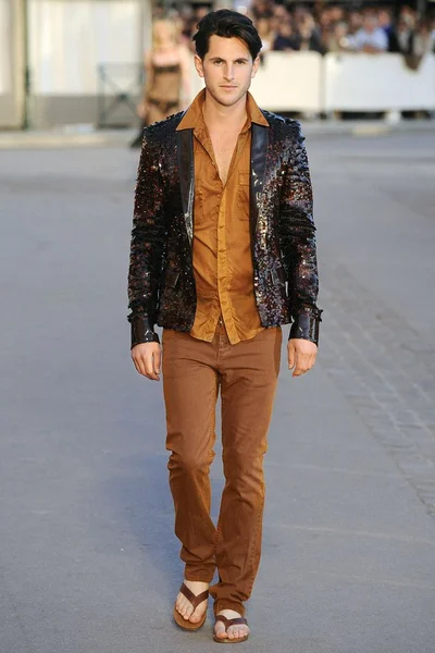 Look 83